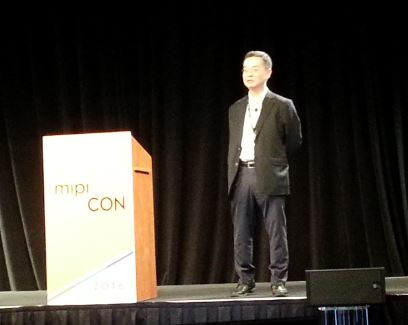 toshiba-yoshimoto-san